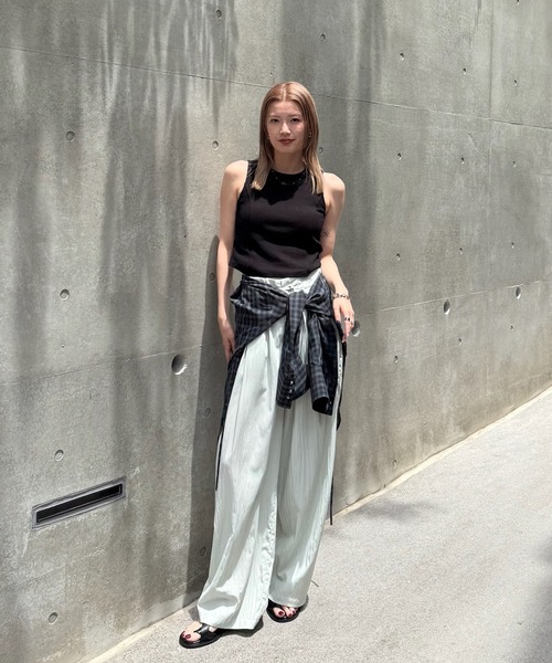 Ameri（アメリ）の「MEDI MULTI TUCK NARROW BELT PANTS（その他パンツ・レディース・グレイッシュベージュ/ミント/ラベンダー・MEDIUM/X-SMALL/SMALL）」の11枚目の写真