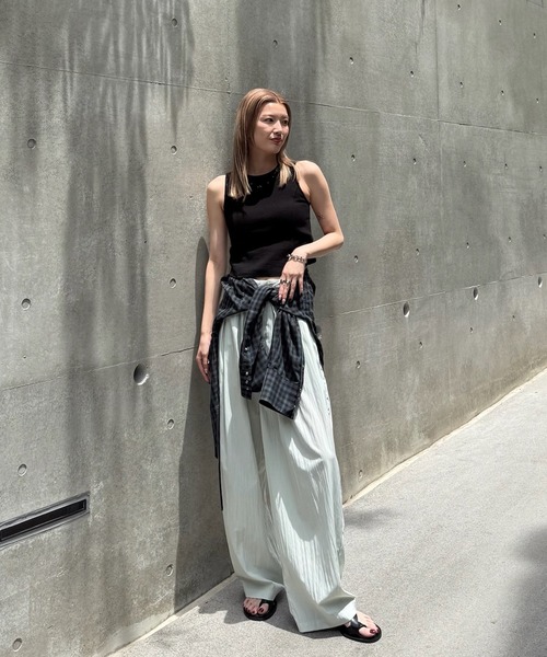Ameri（アメリ）の「MEDI MULTI TUCK NARROW BELT PANTS（その他パンツ・レディース・グレイッシュベージュ/ミント/ラベンダー・MEDIUM/X-SMALL/SMALL）」の13枚目の写真