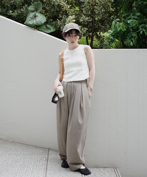 Ameri（アメリ）の「MEDI MULTI TUCK NARROW BELT PANTS（その他パンツ・レディース・グレイッシュベージュ/ミント/ラベンダー・MEDIUM/X-SMALL/SMALL）」の15枚目の写真