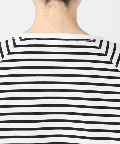 Spick & Span（スピックアンドスパン）の「《WEB限定カラー有り / 追加》ボートネックバックタックプルオーバー（Tシャツ/カットソー・レディース・キャメル/マルチ/ベージュ/ブラウン・FREE）」の8枚目の写真