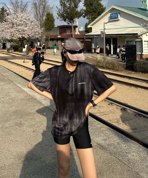 NEGATIVE SPLIT CLUB(ネガティブスピリットクラブ)の「エアベントタイダイングレーシングTシャツ(オーロラ)(Tシャツ/カットソー・レディース・その他・SMALL/MEDIUM/LARGE/X-LARGE)」の5枚目の写真