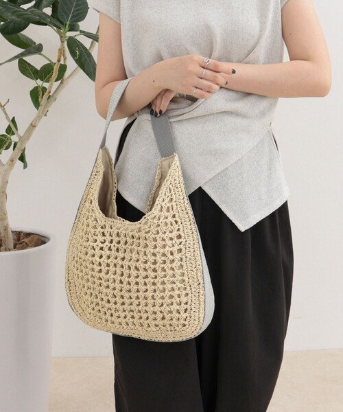 CACHELLIE（カシェリエ）の「【Cachellie/カシェリエ】ペーパーラメテープワンハンドルバッグ（ショルダーバッグ・レディース・ブラック/ベージュ・FREE）」の3枚目の写真