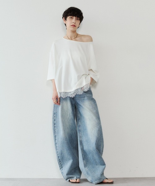 VION(ヴィオン)の「レースヘムワンショルダーティー / Lace Hem One Shoulder TEE(Tシャツ/カットソー・レディース・ブラック/ホワイト・FREE)」の9枚目の写真