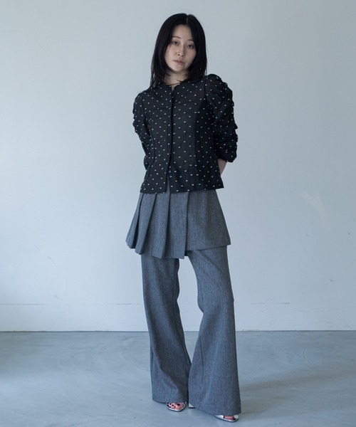 VACANCY(ヴァカンシー)の「ワッシャーシャーリングシアーブラウス(シャツ/ブラウス・レディース・ネイビー/ブラック/ホワイト・FREE)」の14枚目の写真