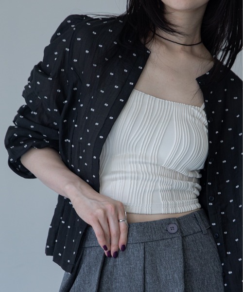 VACANCY(ヴァカンシー)の「ワッシャーシャーリングシアーブラウス(シャツ/ブラウス・レディース・ネイビー/ブラック/ホワイト・FREE)」の11枚目の写真