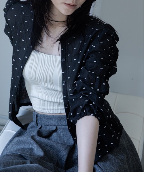 VACANCY(ヴァカンシー)の「ワッシャーシャーリングシアーブラウス(シャツ/ブラウス・レディース・ネイビー/ブラック/ホワイト・FREE)」の9枚目の写真