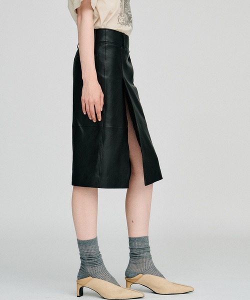 PRANK PROJECT(プランクプロジェクト)の「【2026Autumn Pre-Order】シープスキンレザースリットスカート / Sheepskin Leather Slit Skirt(スカート・レディース・ブラウン/ブラック・38/36)」の14枚目の写真