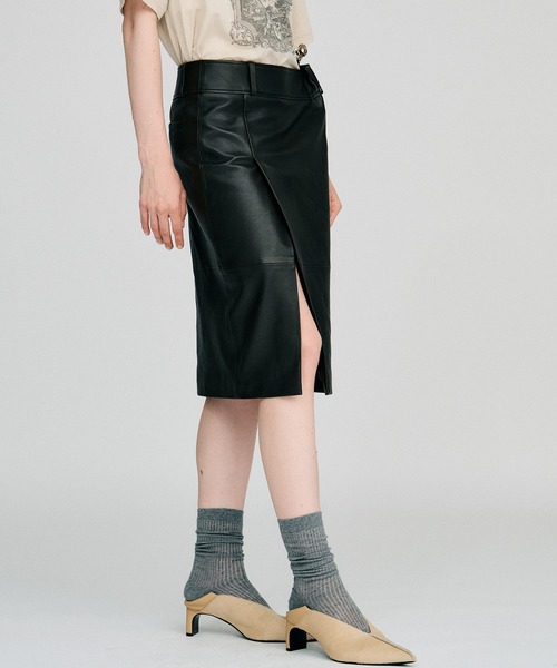 PRANK PROJECT(プランクプロジェクト)の「【2026Autumn Pre-Order】シープスキンレザースリットスカート / Sheepskin Leather Slit Skirt(スカート・レディース・ブラウン/ブラック・38/36)」の15枚目の写真