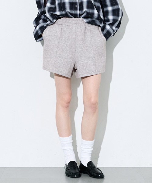 coca(coca)(コカ)の「【西山茉希様着用】ソフトスウェットショートパンツ(スウェットパンツ・レディース・ブラック/ダークブラウン/グレー/チャコール・S/M/L)」の2枚目の写真
