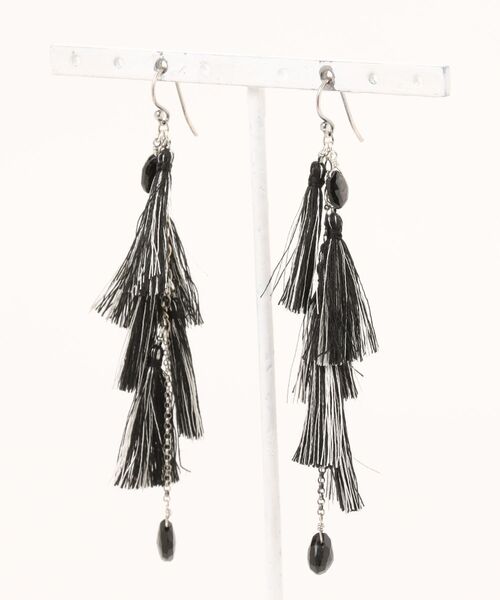 A.en(エイエン )の「【CHAN LUU】BLACK MIX EARRINGS(ピアス(両耳用)・レディース・ブラック・ONE SIZE)」の1枚目の写真