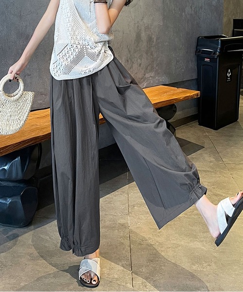 Girly Doll(ガーリードール)の「裾フリルバレルレッグアンクルパンツ(その他パンツ・レディース・ベージュ/ネイビー/ホワイト/ダークグレー・FREE)」の6枚目の写真