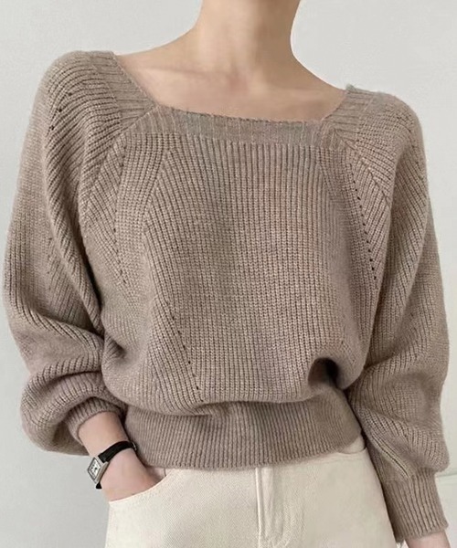 ADDITION STORE(アディションストア)の「ボックスネック ロングスリーブ ニット(ニット/セーター・レディース・ブラック/オフホワイト/グレー/ベージュ・FREE)」の4枚目の写真