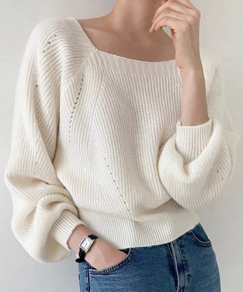 ADDITION STORE(アディションストア)の「ボックスネック ロングスリーブ ニット(ニット/セーター・レディース・ブラック/オフホワイト/グレー/ベージュ・FREE)」の1枚目の写真