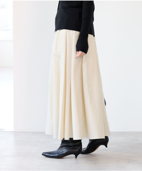 IENA(イエナ)の「《追加》ソフトタフタサーキュラースカート(スカート・レディース・アイボリー/ボルドー/ブラック・34/36/38)」の17枚目の写真