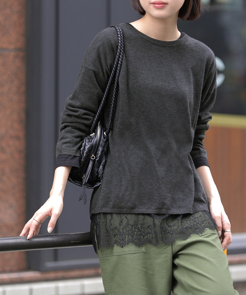 JOURNAL STANDARD relume（ジャーナルスタンダード　レリューム）の「［2枚セット］3WAYレースヘムレイヤードプルオーバー（ニット/セーター・レディース・チャコールグレー/ベージュ/グレー・FREE）」の2枚目の写真