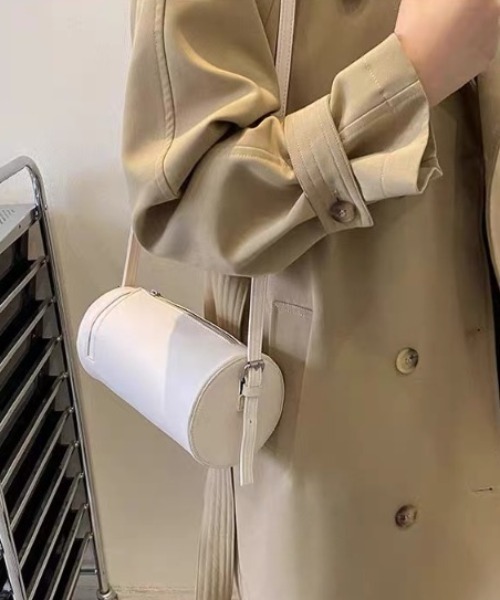 ampm（エーエムピーエム）の「横長スクエア ミニショルダーバッグ（ショルダーバッグ・レディース・ブラウン/ブラック/ホワイト・FREE）」の14枚目の写真