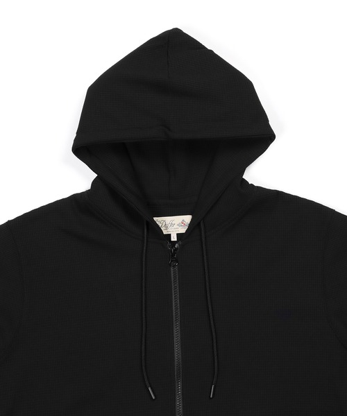 The DUFFER of ST.GEORGE(ザダファーオブセントジョージ)の「「AIR FLEX」MINI WAFFLE ZIP PARKA:機能素材 「エアフレックス」ミニワッフル ジップパーカー(パーカー・メンズ・ホワイト/ブラック/ブルーグレー・X-LARGE/LARGE/MEDIUM/SMALL)」の16枚目の写真