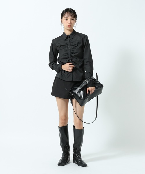 PAGEBOY(ページボーイ)の「サイドギャザーコンパクトシャツ(シャツ/ブラウス・レディース・ブラック/オフホワイト・FREE)」の18枚目の写真