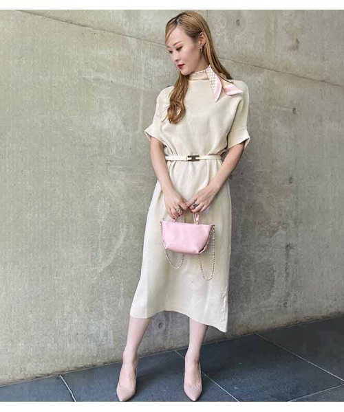 Desert Rose(デザートローズ)の「【DESERT ROSE/デザートローズ】ドルマンハーフスリーブリブニットワンピース(ワンピース・レディース・アイボリー・FREE)」の4枚目の写真