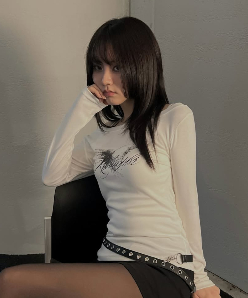 IZROOM（イズルーム）の「クロウボートネックロングスリーブ（アイボリー）（Tシャツ/カットソー・レディース・その他・FREE）」の2枚目の写真