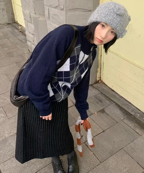 AsheKsha（アシクシャ）の「アーガイル柄フルジップニットカーディガン ショート丈 秋冬レディーストップス（ニット/セーター・レディース・ネイビー・M）」の10枚目の写真