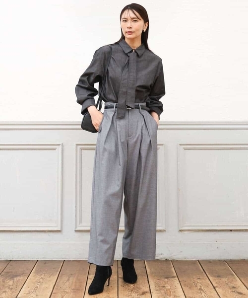 MK MICHEL KLEIN（エムケーミッシェルクラン）の「[洗える]バレル風シルエット梳毛パンツ（スラックス・レディース・ダークグレー/ブラウン・38）」の5枚目の写真