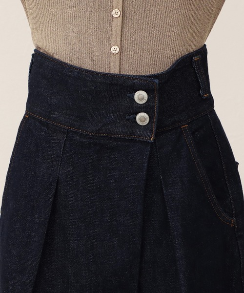 SOMETHING(サムシング)の「【GISELe10月号掲載】atelier SOMETHING WRAP SHORTS/ラップデニムショーツ(デニムパンツ・レディース・インディゴブルー/ライトインディゴブルー・SMALL/MEDIUM)」の18枚目の写真