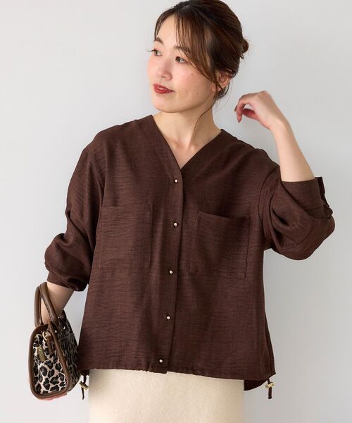 le.coeur blanc(ルクールブラン)の「ウールタッチノーカラードロストブラウス(シャツ/ブラウス・レディース・オフホワイト/グレー/ブラウン・38)」の10枚目の写真