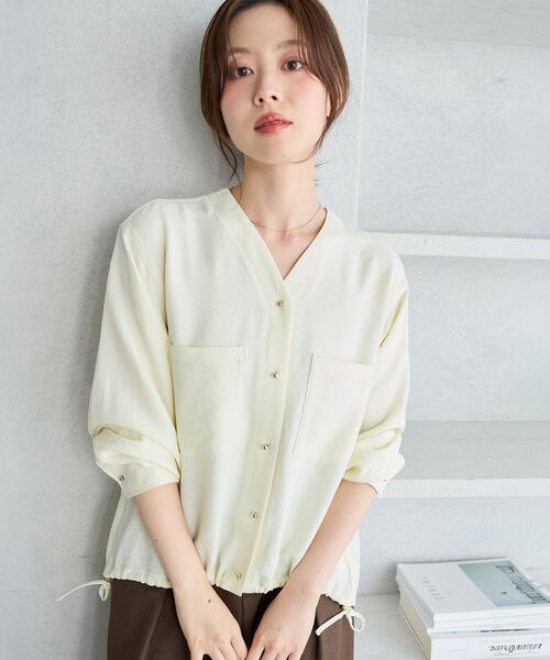 le.coeur blanc(ルクールブラン)の「ウールタッチノーカラードロストブラウス(シャツ/ブラウス・レディース・オフホワイト/グレー/ブラウン・38)」の19枚目の写真