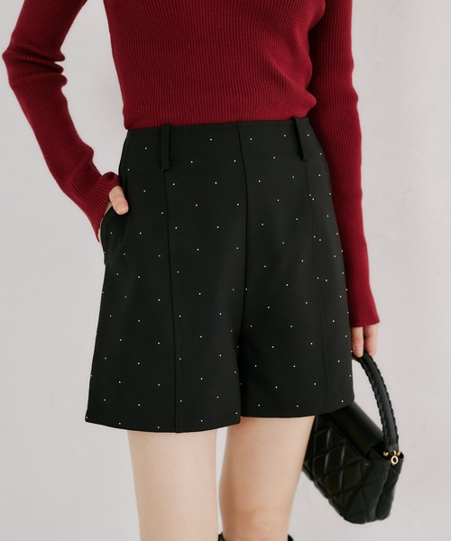 tocco closet(トッコ クローゼット)の「キラキラホットフィックスストレッチショートパンツ(その他パンツ・レディース・モカ/ブラック/ライトベージュ・M)」の8枚目の写真