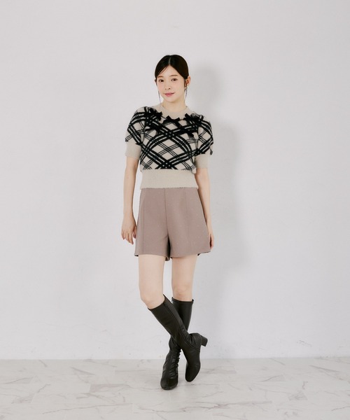 tocco closet(トッコ クローゼット)の「キラキラホットフィックスストレッチショートパンツ(その他パンツ・レディース・モカ/ブラック/ライトベージュ・M)」の12枚目の写真