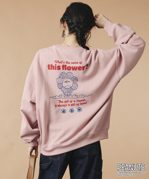FREAK'S STORE(フリークスストア)の「限定展開 PEANUTS 別注 ビックシルエット フラワー スウェット(スウェット・メンズ・ピンク/グレー/ネイビー/チャコールグレー・SMALL/LARGE/MEDIUM)」の4枚目の写真
