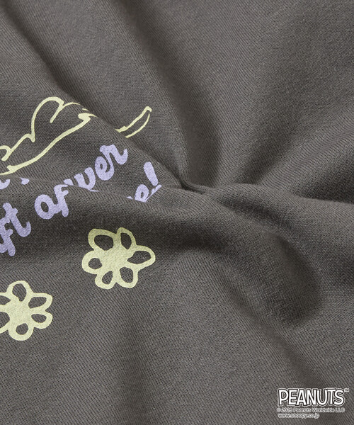 FREAK'S STORE(フリークスストア)の「限定展開 PEANUTS 別注 ビックシルエット フラワー スウェット(スウェット・メンズ・ピンク/グレー/ネイビー/チャコールグレー・SMALL/LARGE/MEDIUM)」の19枚目の写真