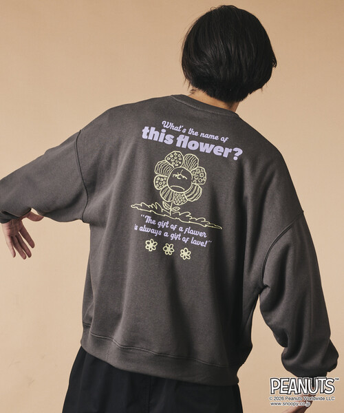 FREAK'S STORE(フリークスストア)の「限定展開 PEANUTS 別注 ビックシルエット フラワー スウェット(スウェット・メンズ・ピンク/グレー/ネイビー/チャコールグレー・SMALL/LARGE/MEDIUM)」の10枚目の写真