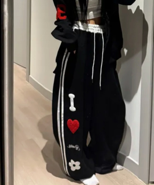 VIVID LADY(ビビッドレディー)の「ブークレワッペン サイドライン スウェットパンツ(スウェットパンツ・レディース・ネイビー/グレー/ブラック・FREE)」の15枚目の写真