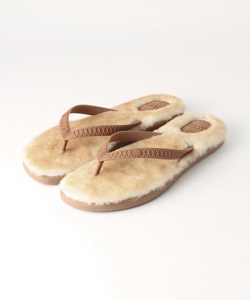 UGG（アグ）の「＜UGG Australia（アグ オーストラリア）＞BEACH SANDAL（サンダル・メンズ・ブラック/ベージュ・10/11/9）」の2枚目の写真