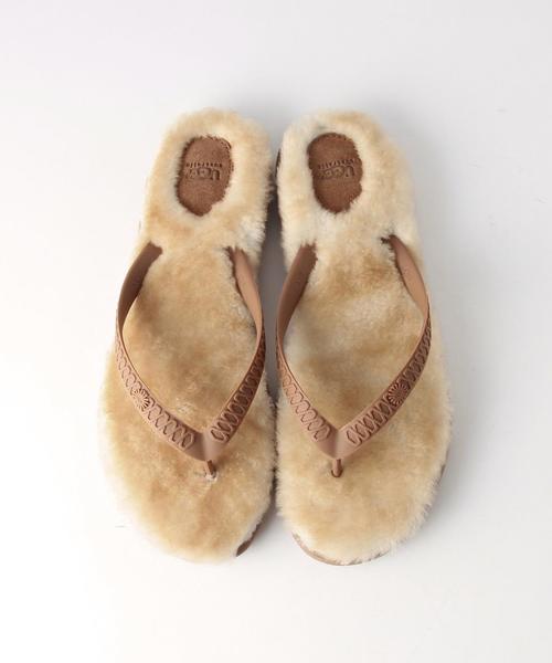 UGG（アグ）の「＜UGG Australia（アグ オーストラリア）＞BEACH SANDAL（サンダル・メンズ・ブラック/ベージュ・10/11/9）」の3枚目の写真