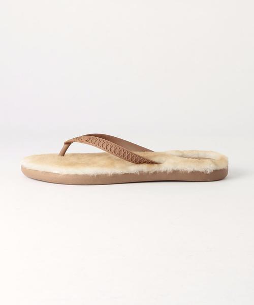 UGG（アグ）の「＜UGG Australia（アグ オーストラリア）＞BEACH SANDAL（サンダル・メンズ・ブラック/ベージュ・10/11/9）」の4枚目の写真