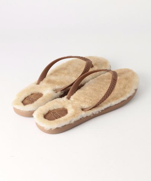 UGG（アグ）の「＜UGG Australia（アグ オーストラリア）＞BEACH SANDAL（サンダル・メンズ・ブラック/ベージュ・10/11/9）」の6枚目の写真