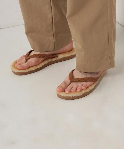 UGG（アグ）の「＜UGG Australia（アグ オーストラリア）＞BEACH SANDAL（サンダル・メンズ・ブラック/ベージュ・10/11/9）」の10枚目の写真