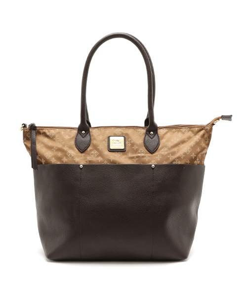 Daily russet（デイリー ラシット）の「ポケットショルダーバッグ（M）（ショルダーバッグ・レディース・ベージュ/レッド/ブラック/グレー・FREE）」の4枚目の写真