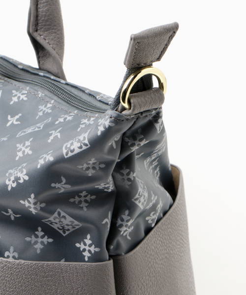 Daily russet（デイリー ラシット）の「ポケットショルダーバッグ（M）（ショルダーバッグ・レディース・ベージュ/レッド/ブラック/グレー・FREE）」の8枚目の写真