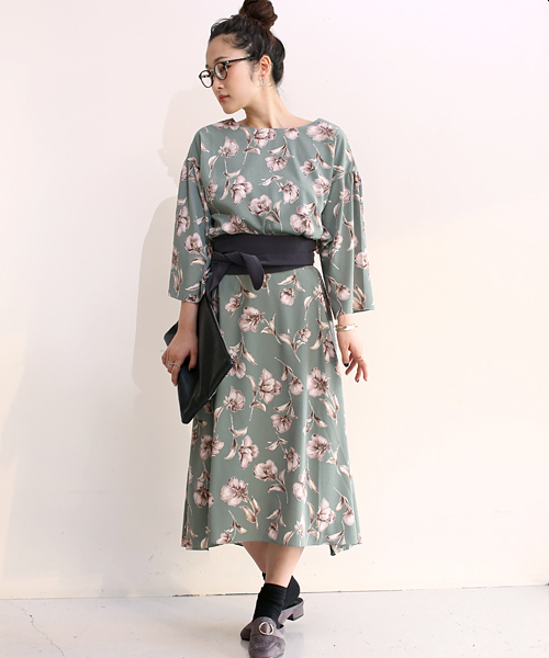 Bab Bou Jeloud（バブブージュルード）の「【WEB限定】ポピー柄サイドプリーツヘムフレアスカート(サッシュベルト付き)（スカート・レディース・アイボリー/ブラック/グリーン・38）」の5枚目の写真