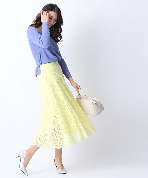 Andemiu（アンデミュウ）の「レースフレアミディスカート748735（スカート・レディース・ホワイト/イエロー/ネイビー・FREE）」の4枚目の写真