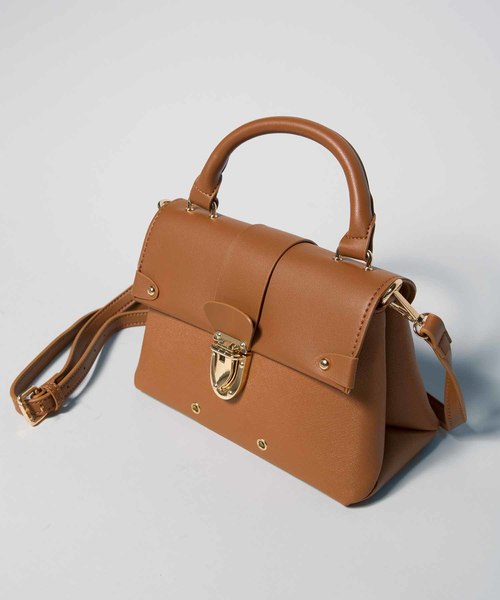 PLAIN CLOTHING（プレーンクロージング）の「ワンハンドルハンドバッグ/ショルダーバッグ【PLAIN CLOTHING】（ショルダーバッグ・レディース・ライトグレー/キャメル/アイボリー/ブラック・FREE）」の4枚目の写真