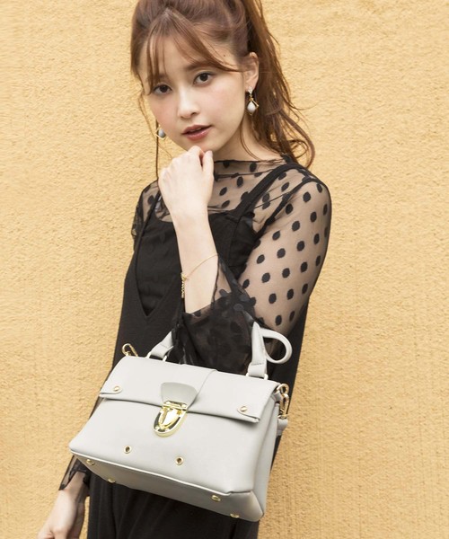 PLAIN CLOTHING（プレーンクロージング）の「ワンハンドルハンドバッグ/ショルダーバッグ【PLAIN CLOTHING】（ショルダーバッグ・レディース・ライトグレー/キャメル/アイボリー/ブラック・FREE）」の3枚目の写真