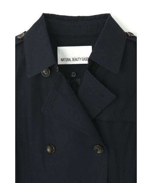 NATURAL BEAUTY BASIC(ナチュラルビューティーベーシック)の「ライナー付きトレンチコート(トレンチコート・レディース・ベージュ/ネイビー・LARGE/MEDIUM/SMALL)」の16枚目の写真