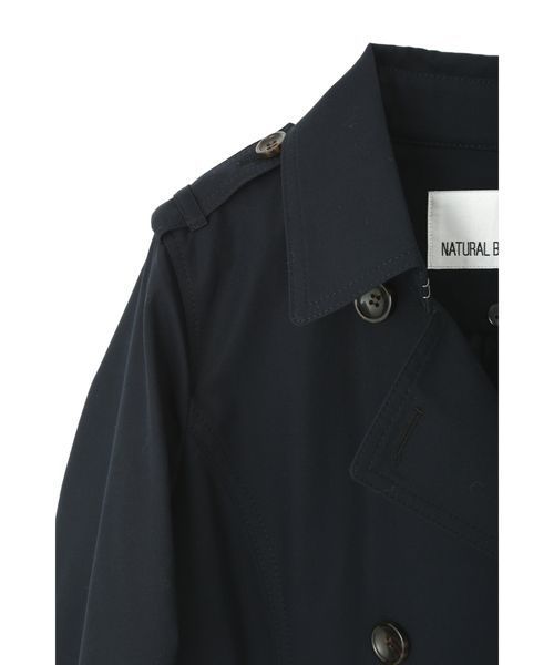 NATURAL BEAUTY BASIC(ナチュラルビューティーベーシック)の「ライナー付きトレンチコート(トレンチコート・レディース・ベージュ/ネイビー・LARGE/MEDIUM/SMALL)」の17枚目の写真