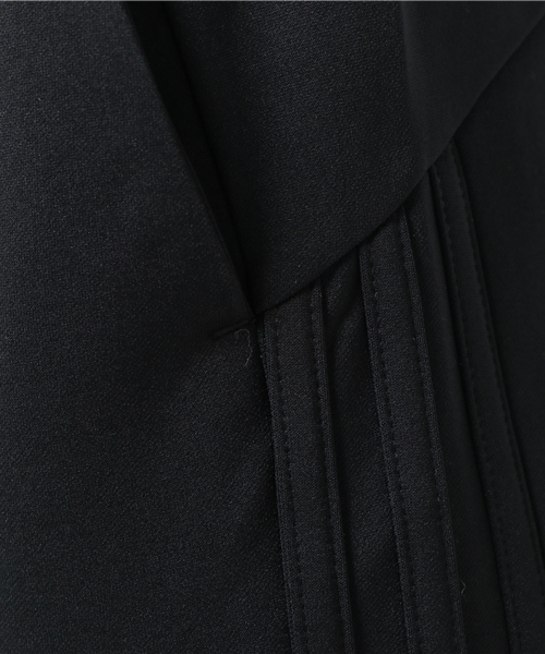 adidas（アディダス）の「W ID スリット ジャージ パンツ MSY（その他パンツ・レディース・グリーン/ブラック・2/1）」の7枚目の写真