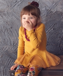 KIDS�i�L�b�Y�j�́uRora �A�[�g �`���j�b�N�����s�[�X(�l�b�N���X�Z�b�g)(2color)�i�����s�[�X�j�v